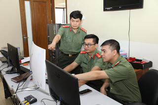 Cao điểm tấn công trấn áp tội phạm công nghệ cao