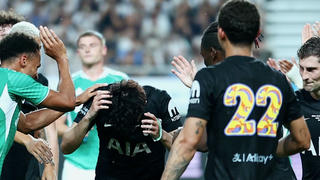 Son Heung-min chơi trận cuối cùng cho Tottenham