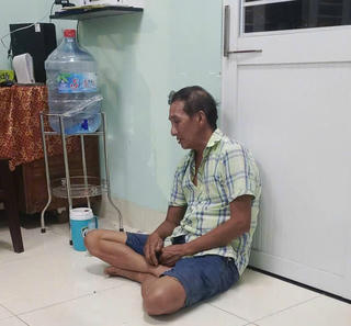 Người đàn ông tự thú sau khi phóng hỏa nhà 'vợ hờ'