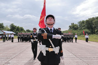 'Rèn ý chí, luyện kỹ thuật', khối sỹ quan hải quân 'căng mình' trên thao trường nhiệm vụ A80