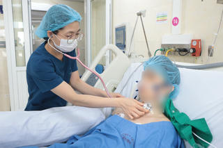 Nam thanh niên 20 tuổi bất ngờ ngừng tim khi đang tập gym