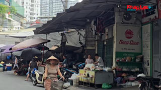 Hà Nội: Chợ cóc, chợ tạm tràn lan gây mất mỹ quan đô thị