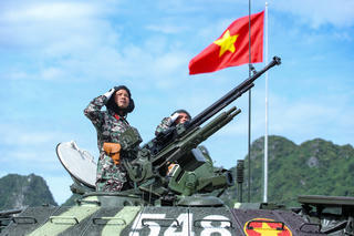 Gần 16.000 người cùng dàn khí tài hiện đại tham gia tổng hợp luyện diễu binh