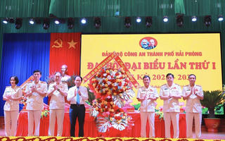  Đại hội Đảng bộ CATP Hải Phòng lần Thứ I: Thắp sáng khát vọng đổi mới
