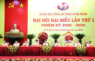 Công an tỉnh Ninh Bình: phấn đấu là một trong những đơn vị tiêu biểu của lực lượng Công an Nhân dân