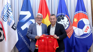 Ông Calisto khuyên gì với VFF?