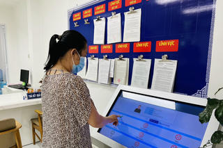 Xem xét thu phí '0 đồng' cho thủ tục hành chính online