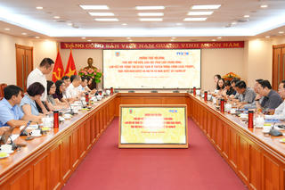 Thường trực Hội đồng Phối hợp phổ biến, giáo dục pháp luật làm việc với Thông tấn xã Việt Nam