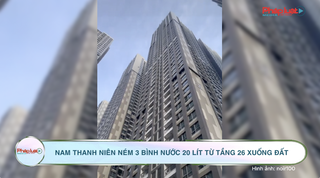 Nam thanh niên ném 3 bình nước 20 lít từ tầng 26 chung cư xuống đất