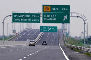 Từ 15/8, ô tô tải bị cấm lưu thông ở làn 1 cao tốc Hà Nội - Hải Phòng