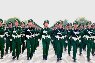 Khối sĩ quan Bộ đội Biên phòng: “Vượt nắng, rèn quân”, sẵng sàng cho Đại lễ 2/9