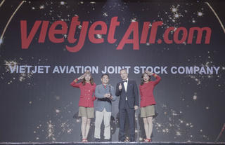 Vietjet lần thứ 5 liên tiếp được vinh danh “Nơi làm việc tốt nhất Châu Á”