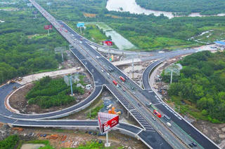 TP Hồ Chí Minh khánh thành và khởi công nhiều công trình hạ tầng quy mô lớn