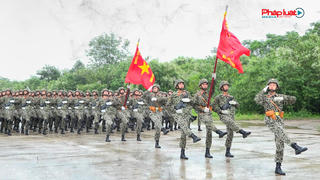 “Vượt nắng thắng mưa, vững bước tiến về A80: Ý chí thép từ thao trường của người lính đặc công"
