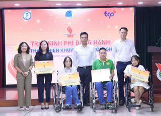 Thắp sáng nghị lực Việt, chắp cánh ước mơ khởi nghiệp