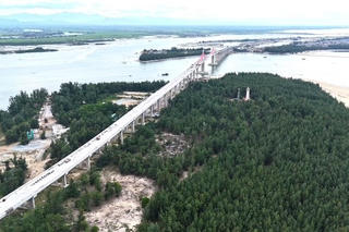 TP Huế: Dự án cầu vượt cửa biển Thuận An vướng giải phóng mặt bằng