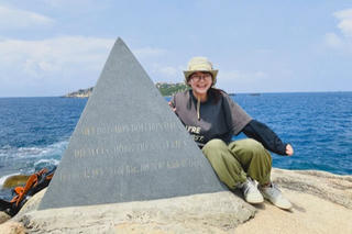 Hành trình khám phá 4 điểm cực Tổ quốc của cô gái trẻ