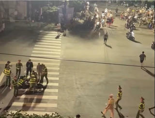 Tạm giữ hình sự 2 thanh niên lao xe vào đường cấm phục vụ diễu binh A80, tông cảnh sát chấn thương sọ não