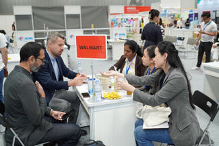 Hàng trăm đoàn doanh nghiệp đến Việt Nam tìm nguồn hàng