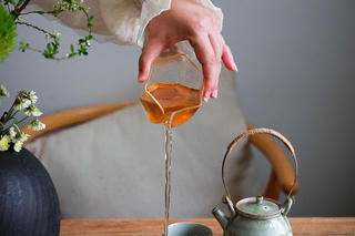 Sống cho hiện tại, kẻo vô thường đánh thức quá muộn