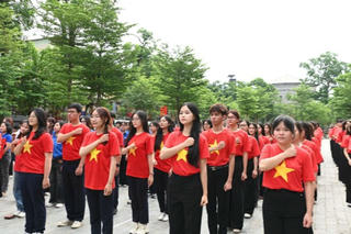 Thanh niên Việt Nam hiện thực hóa tình yêu Tổ quốc 