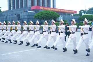 Từ 12h30 ngày 24/8, Hà Nội cấm phương tiện lưu thông trên nhiều tuyến đường để tổng hợp luyện diễu binh, diễu hành lần 2