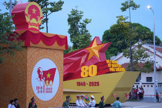 Khối Nghi trượng – Biểu tượng thiêng liêng mở màn hành trình tri ân và tự hào dân tộc