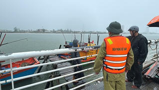 Biên phòng Quảng Trị bám địa bàn, giữ an toàn cho dân trước hoàn lưu bão số 5