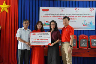 Dai-ichi Life Việt Nam tài trợ hệ thống máy lọc nước uống sạch và quà khuyến học cho trường học tại Xã Xuyên Mộc