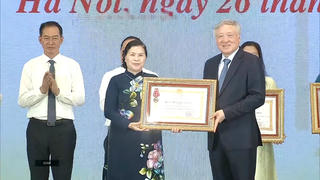 Lai Châu vinh dự đón nhận Huân chương Lao động hạng Ba vì thành tích xóa nhà tạm, nhà dột nát