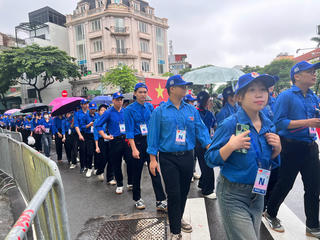 8.800 sinh viên tình nguyện sẵn sàng hỗ trợ nhân dân xem sơ duyệt diễu binh 