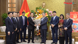 Đồng chí Phan Đình Trạc thăm và chúc mừng Bộ Tư pháp nhân dịp 80 năm thành lập ngành