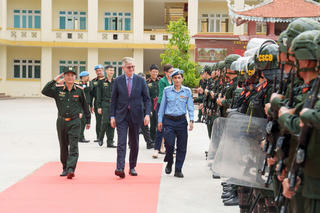 Lá cờ trên vai áo – Sứ mệnh kép của Cảnh sát gìn giữ hòa bình Liên hợp quốc