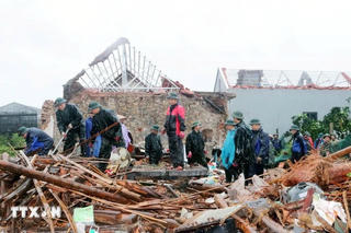 Cứu trợ khẩn cấp gần 1,5 tỷ đồng cho người dân bị thiệt hại do bão số 5 