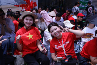 Tặng 100.000 đồng/người cho toàn dân ăn Tết Độc lập 2/9