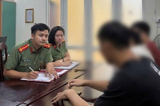 Nam thanh niên tung tin bịa đặt cựu chiến binh 90 tuổi không được xem diễu binh