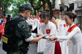 Mừng 80 năm Quốc khánh, Vinamilk tiếp thêm dinh dưỡng cho các lực lượng diễu binh diễu hành và người dân tham gia đại lễ