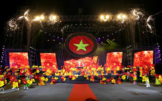 Cần Thơ long trọng kỷ niệm 80 năm Ngày Quốc khánh 2/9 với chương trình “Lời Người vang mãi núi sông”