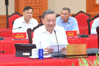 Mặt trận Tổ quốc và các đoàn thể cần chủ động tham gia giải quyết các vấn đề lớn của xã hội