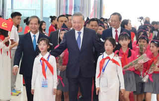 Lễ khai giảng đặc biệt của 26 triệu học sinh, sinh viên 