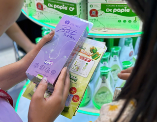 “Căn cước số” cho sản phẩm phụ khoa: Dr.Wet trao quyền kiểm chứng cho người tiêu dùng