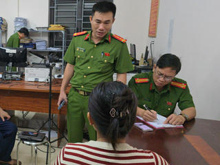 Cảnh báo hiện tượng truyền tin sai sự thật về hóa đơn tiền điện 