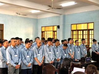 Điểm tin Pháp Luật ngày 10/09: Xét xử 37 bị cáo trong đường dây chế tạo, mua bán vũ khí liên tỉnh