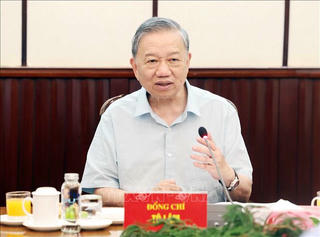 Tổng Bí thư: Phải tạo được sự thay đổi căn bản, giải quyết được những tồn tại, cản trở sự phát triển giáo dục