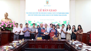 Bàn giao công tác phụ trách Cục Kiểm tra văn bản và Quản lý xử ký vi phạm hành chính