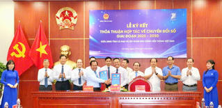 Cà Mau ký kết hợp tác với VNPT thúc đẩy chuyển đổi số toàn diện