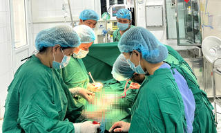 Kịp thời cứu sản phụ nguy kịch do vỡ thai ngoài tử cung