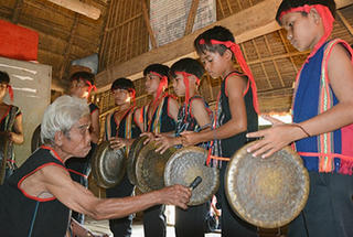 Chính sách hỗ trợ chưa đủ sức níu giữ các nghệ nhân