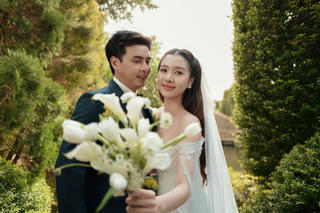 Hồ Quang Hiếu và vợ rạng rỡ trước ngày cưới