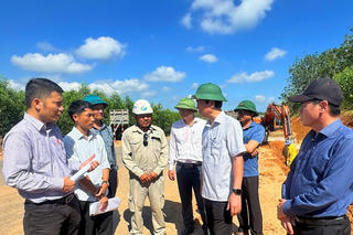 Hoàn thành giải phóng mặt bằng cao tốc Vạn Ninh - Cam Lộ trước 20/9